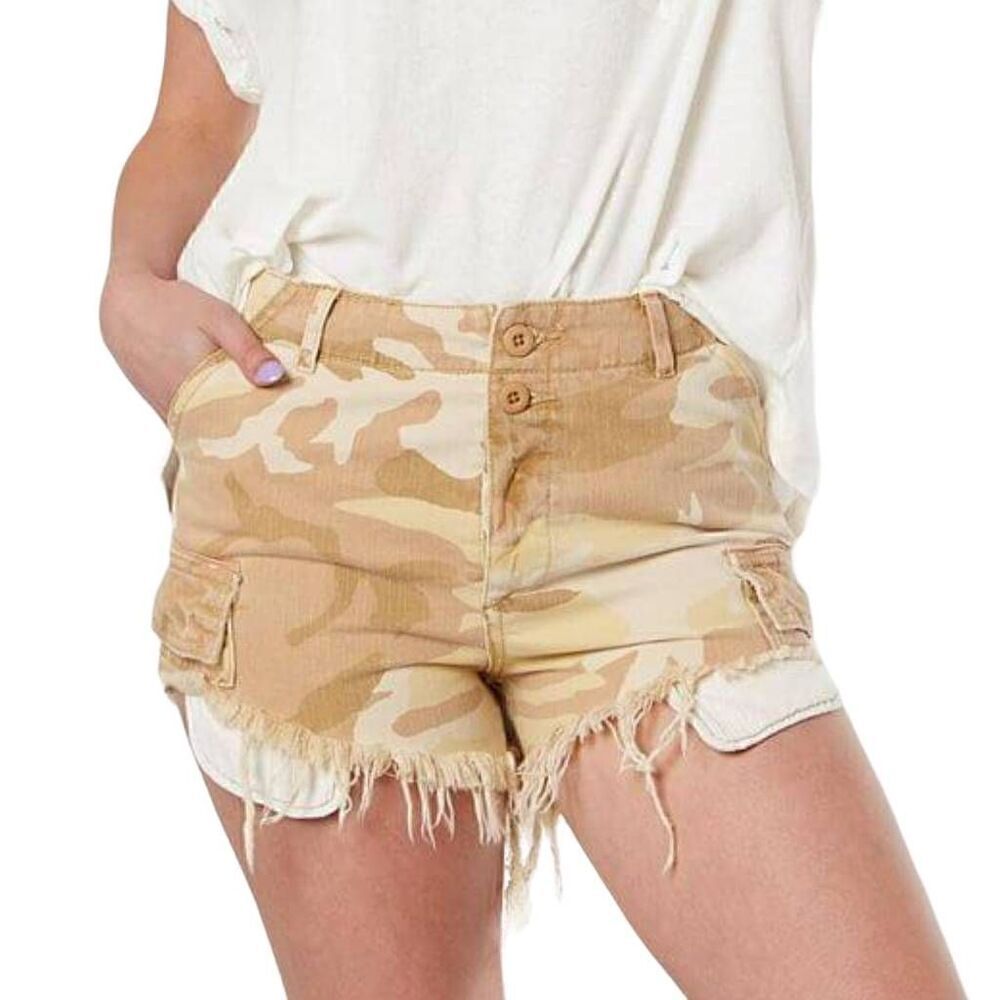 Free People Commander Cutoff Distressed Camo Short Size 2